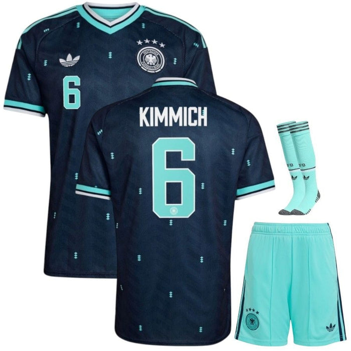 Kit Enfant Allemagne Kimmich 2026 2027 Pas Cher - 90+3 | Maillot de Foot Enfant Pas Cher 2026 2027