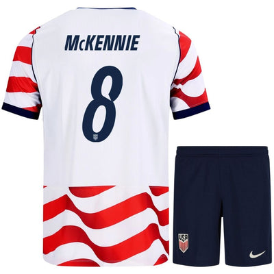 Kit Enfant USA McKennie Coupe du Monde 2026 2027 Pas Cher - 90+3 | Maillot de Foot Enfant Pas Cher 2026 2027